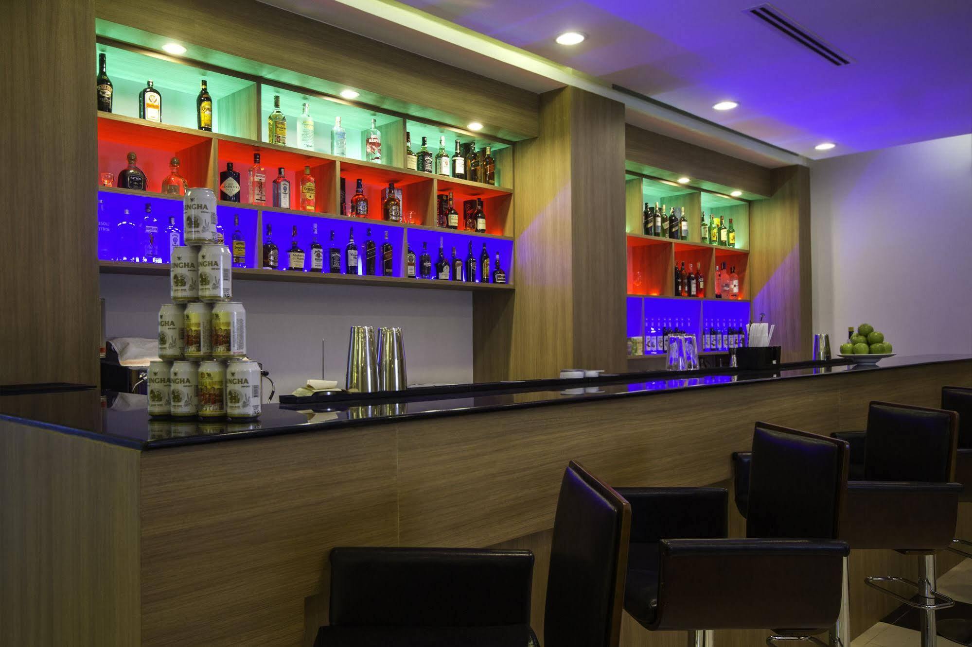 Holly Hotel Myanmar Rangum Exterior foto